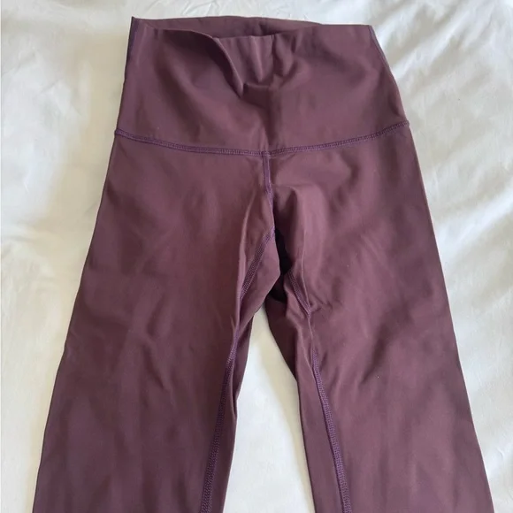 Lululemon Ombré purple Leggings - Picture 5 of 8